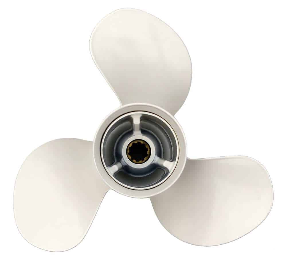 Винт Tohatsu 5HP (7.8x8).JPG Винт Tohatsu 5HP (7.8x8)