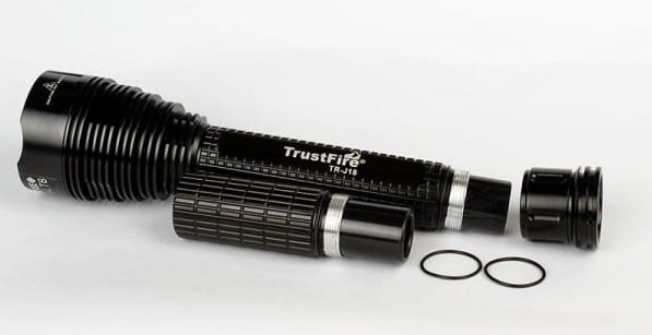 fonar-trustfire-tr-j18-7xcree-xm-l-8000-lyumen-5-rezhimov-2-3x18650-26650-8-1020-30_507