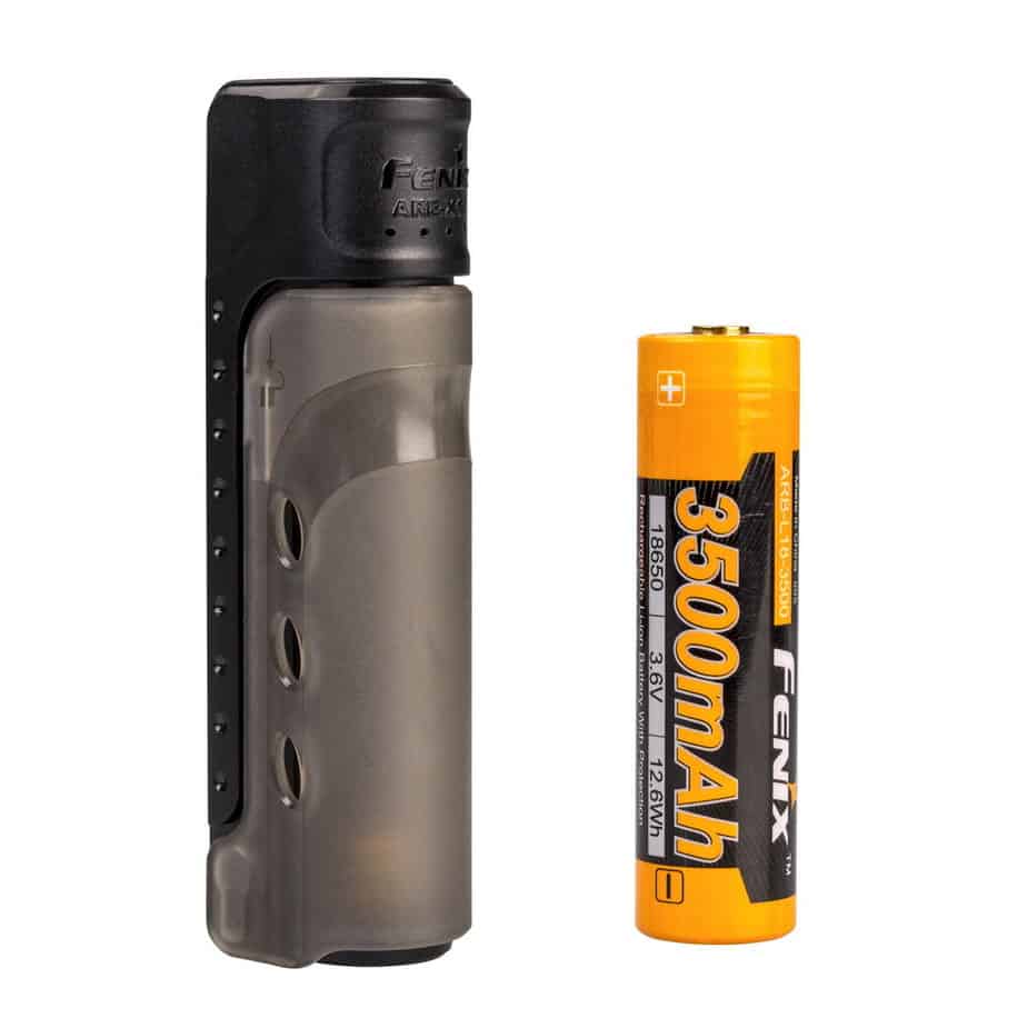 Зарядное устройство Fenix ARE-X11set + аккумулятор Fenix 3500 mAh Зарядное устройство Fenix ARE-X11set + аккумулятор Fenix 3500 mAh