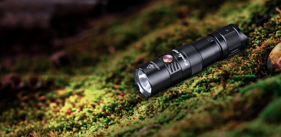 Фонарь ручной Fenix PD25R-4